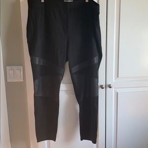 Vince Camuto Leggings with Leather-like Designs